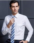 定制襯衫的價(jià)格與哪些因素有關(guān)？