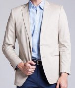 如何才能穿好定制休閑西裝？要注意哪些方面？